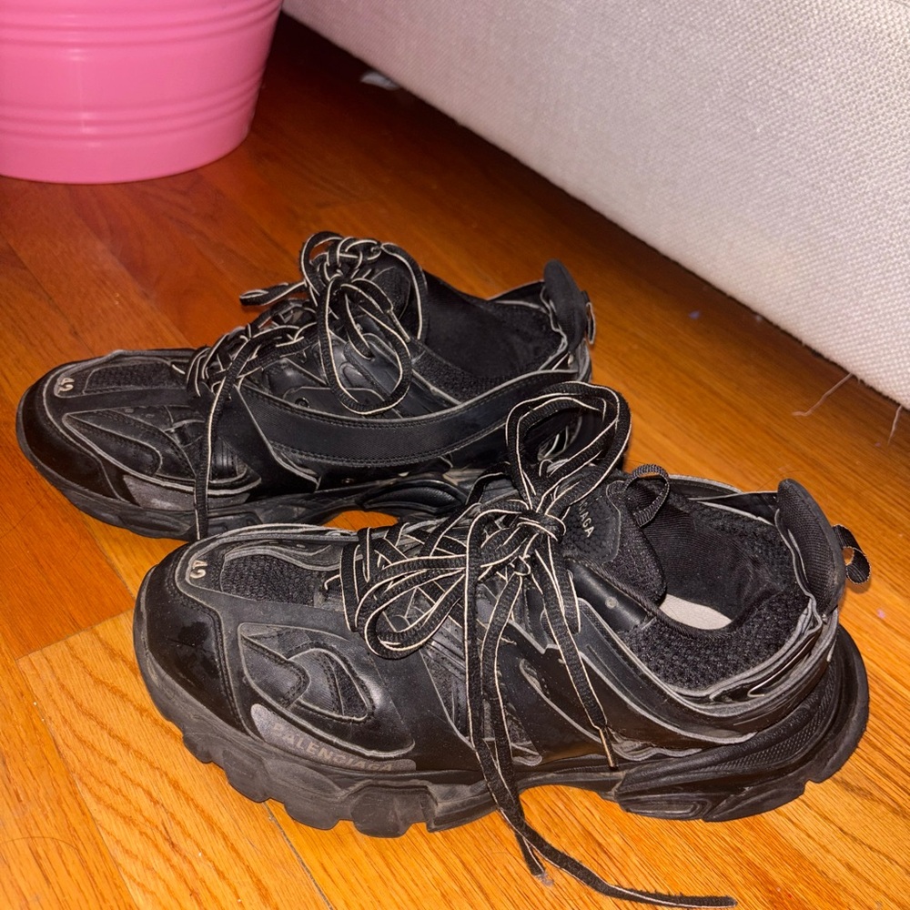 Balenciaga Men's Black Tracks - Picture 3 of 4